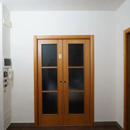 아파트 Sonnino House